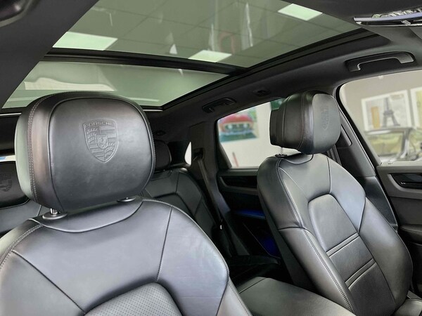 Used Porsche Cayenne 2018 for sale - 75456981: Photo 33