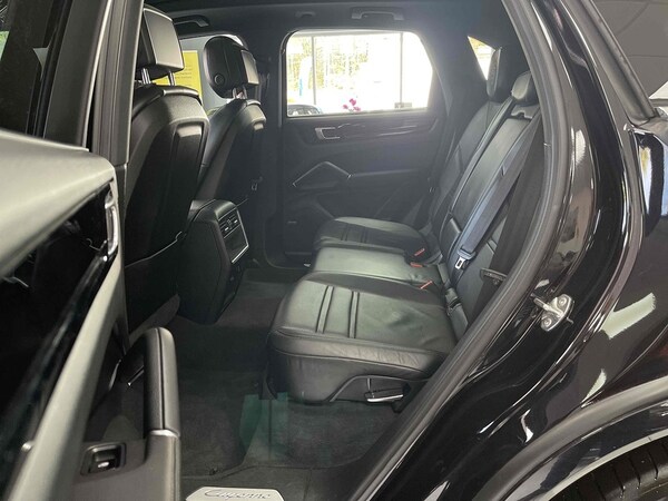 Used Porsche Cayenne 2018 for sale - 75456981: Photo 49