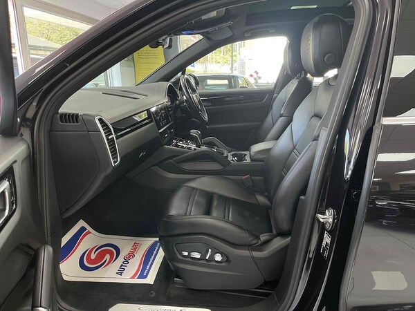 Used Porsche Cayenne 2018 for sale - 75456981: Photo 58