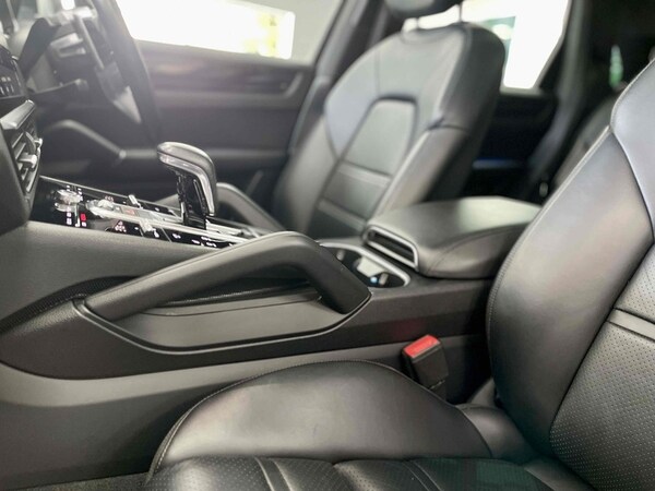 Used Porsche Cayenne 2018 for sale - 75456981: Photo 60