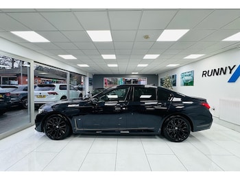 Used BMW 7 Series 2021 for sale - 77003384: Photo