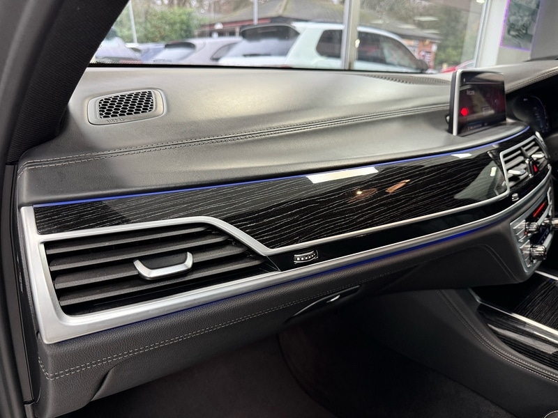 Used BMW 7 Series 2021 for sale - 77003384: Photo 82