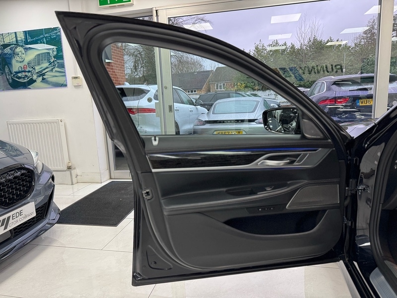 Used BMW 7 Series 2021 for sale - 77003384: Photo 89