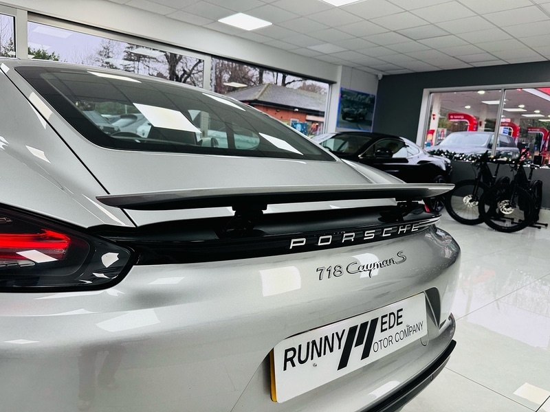 Used Porsche Cayman 2017 for sale - 76986545: Photo 14