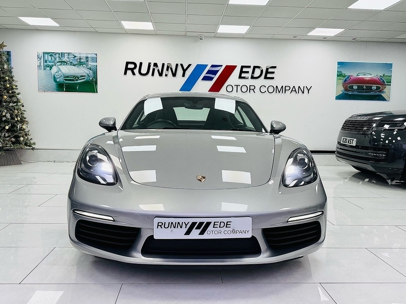 Used Porsche Cayman 2017 for sale - 76986545: Photo 2