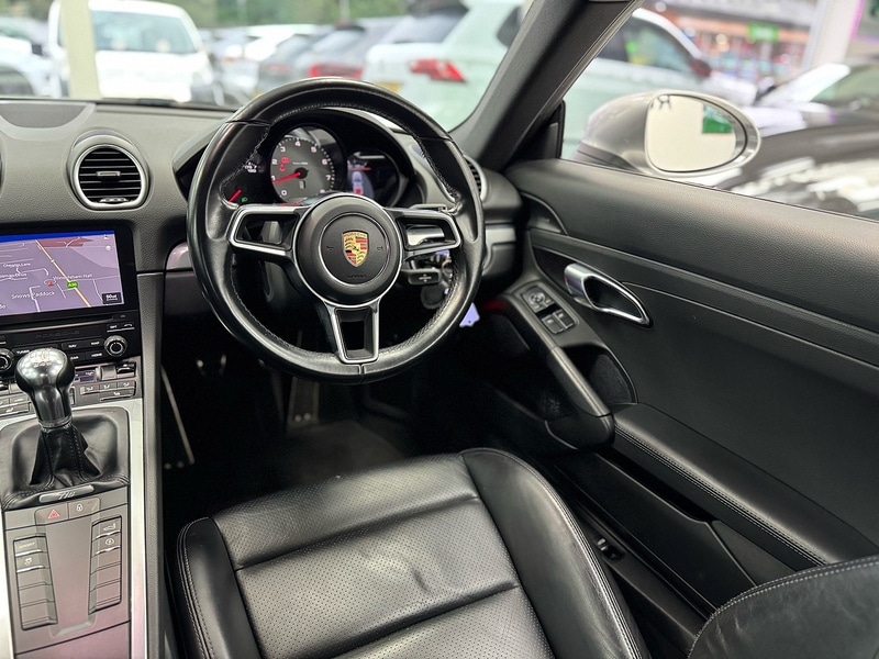 Used Porsche Cayman 2017 for sale - 76986545: Photo 20