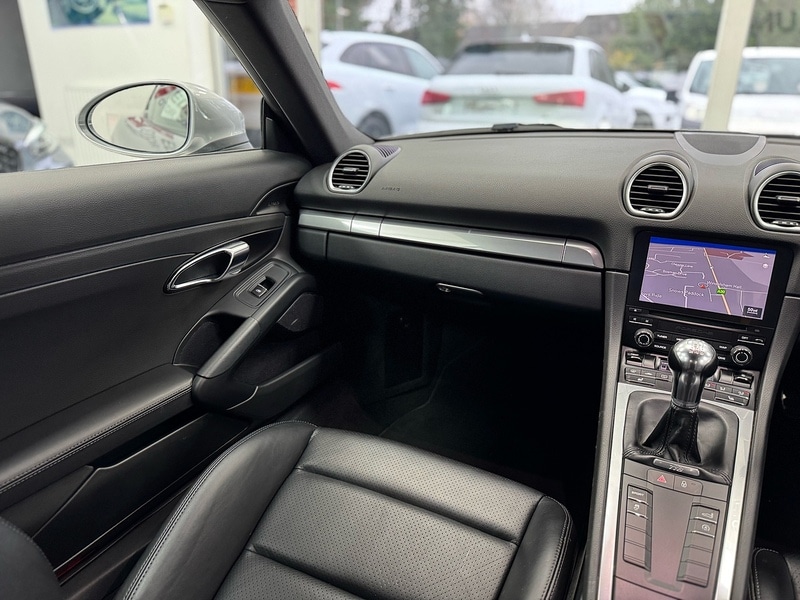 Used Porsche Cayman 2017 for sale - 76986545: Photo 22