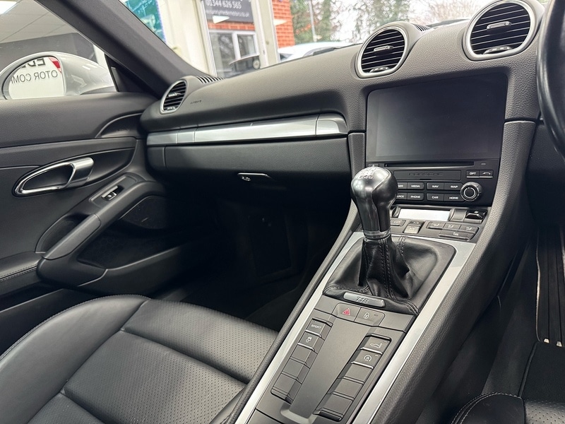 Used Porsche Cayman 2017 for sale - 76986545: Photo 34