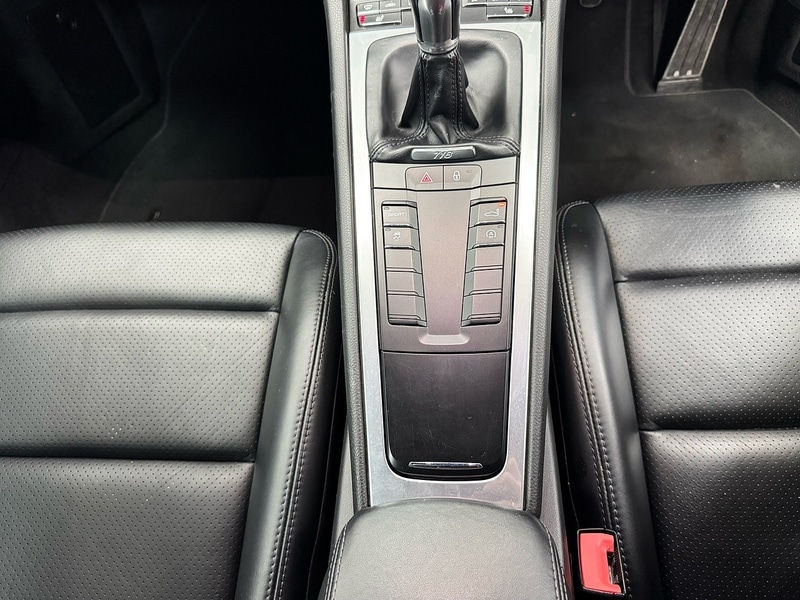 Used Porsche Cayman 2017 for sale - 76986545: Photo 35