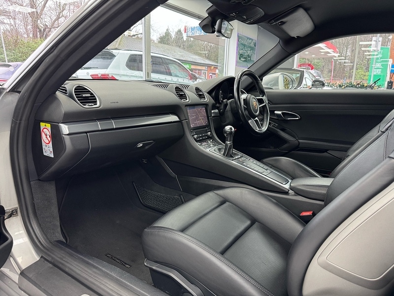 Used Porsche Cayman 2017 for sale - 76986545: Photo 52