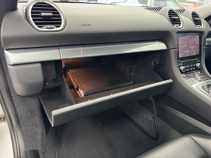 Used Porsche Cayman 2017 for sale - 76986545: Photo 55