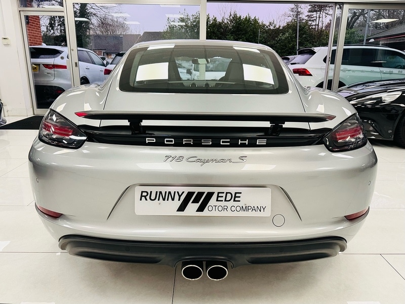 Used Porsche Cayman 2017 for sale - 76986545: Photo 6