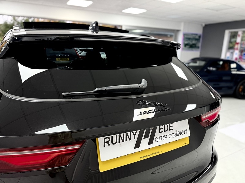 Used Jaguar F-Pace 2022 for sale - 76392270: Photo 17