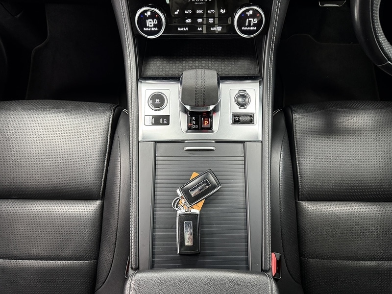 Used Jaguar F-Pace 2022 for sale - 76392270: Photo 40