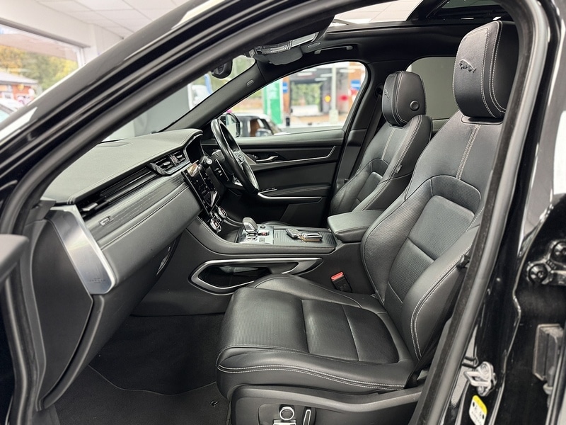 Used Jaguar F-Pace 2022 for sale - 76392270: Photo 69