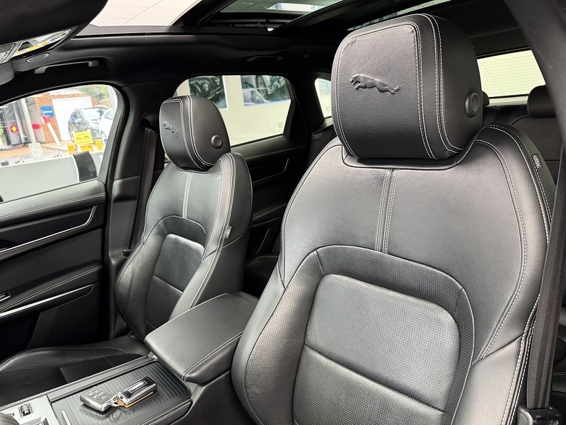 Used Jaguar F-Pace 2022 for sale - 76392270: Photo 71