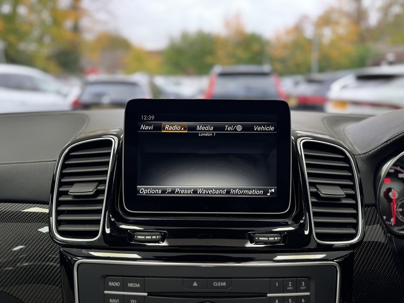 Used Mercedes-Benz GLE 2018 for sale - 76510332: Photo 32