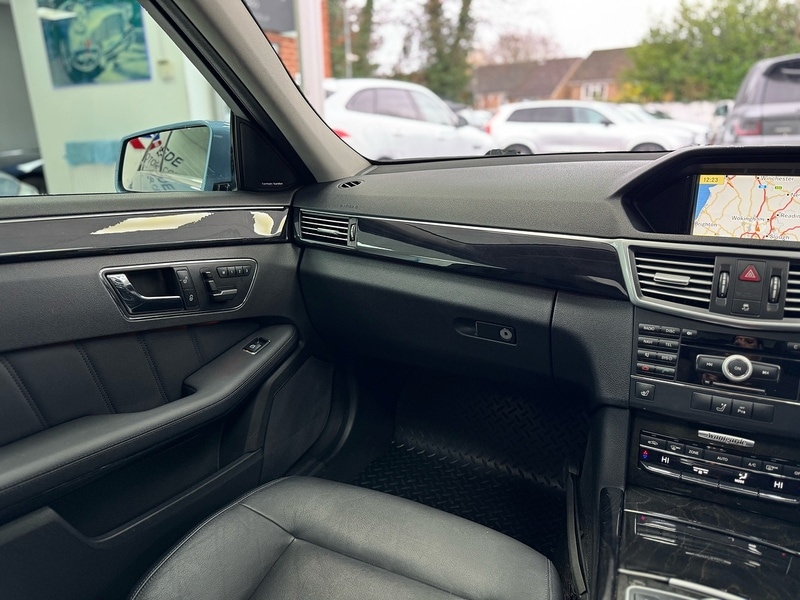 Used Mercedes-Benz E Class 2010 for sale - 77003383: Photo 23