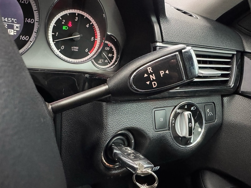 Used Mercedes-Benz E Class 2010 for sale - 77003383: Photo 30