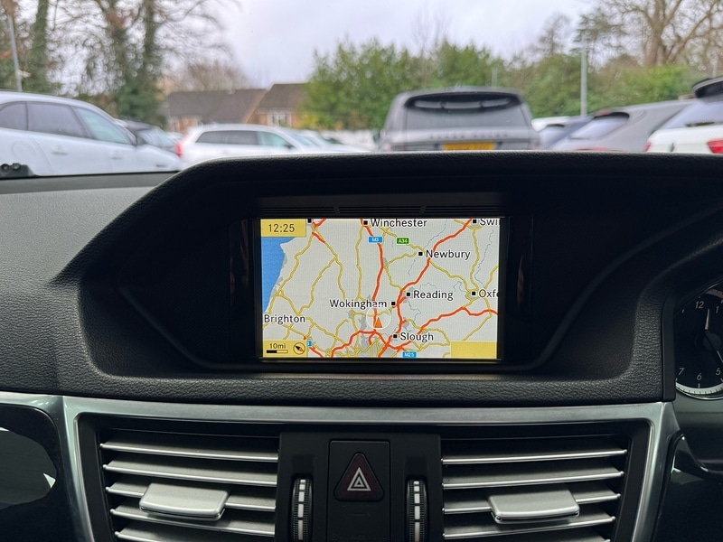 Used Mercedes-Benz E Class 2010 for sale - 77003383: Photo 32