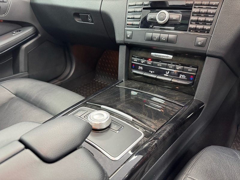 Used Mercedes-Benz E Class 2010 for sale - 77003383: Photo 38