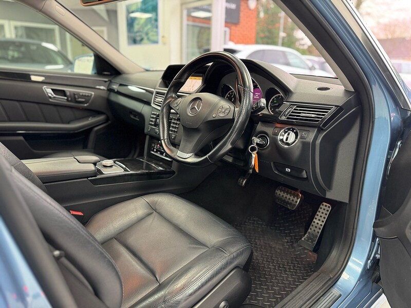 Used Mercedes-Benz E Class 2010 for sale - 77003383: Photo 48