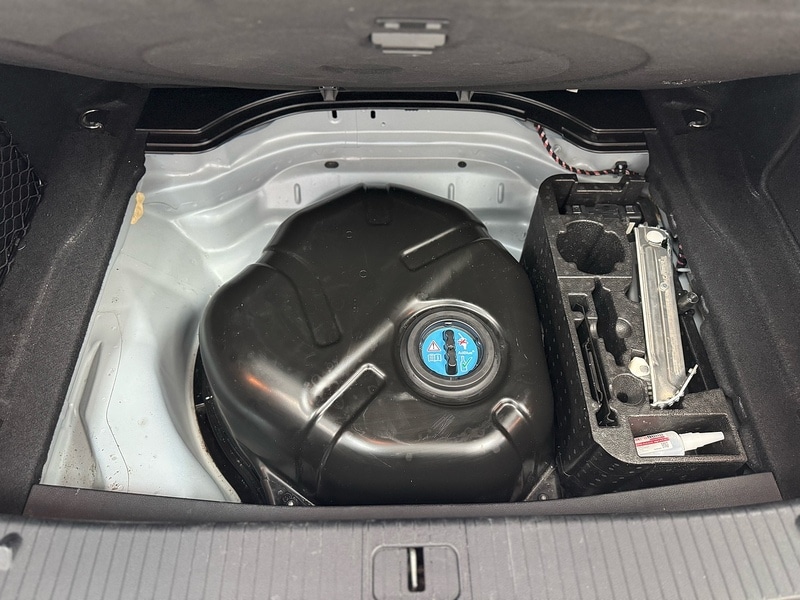 Used Mercedes-Benz E Class 2010 for sale - 77003383: Photo 90