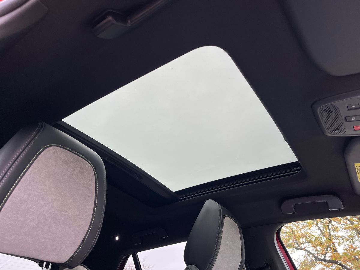 Used Peugeot E-2008 2021 for sale - 76477679: Photo 18