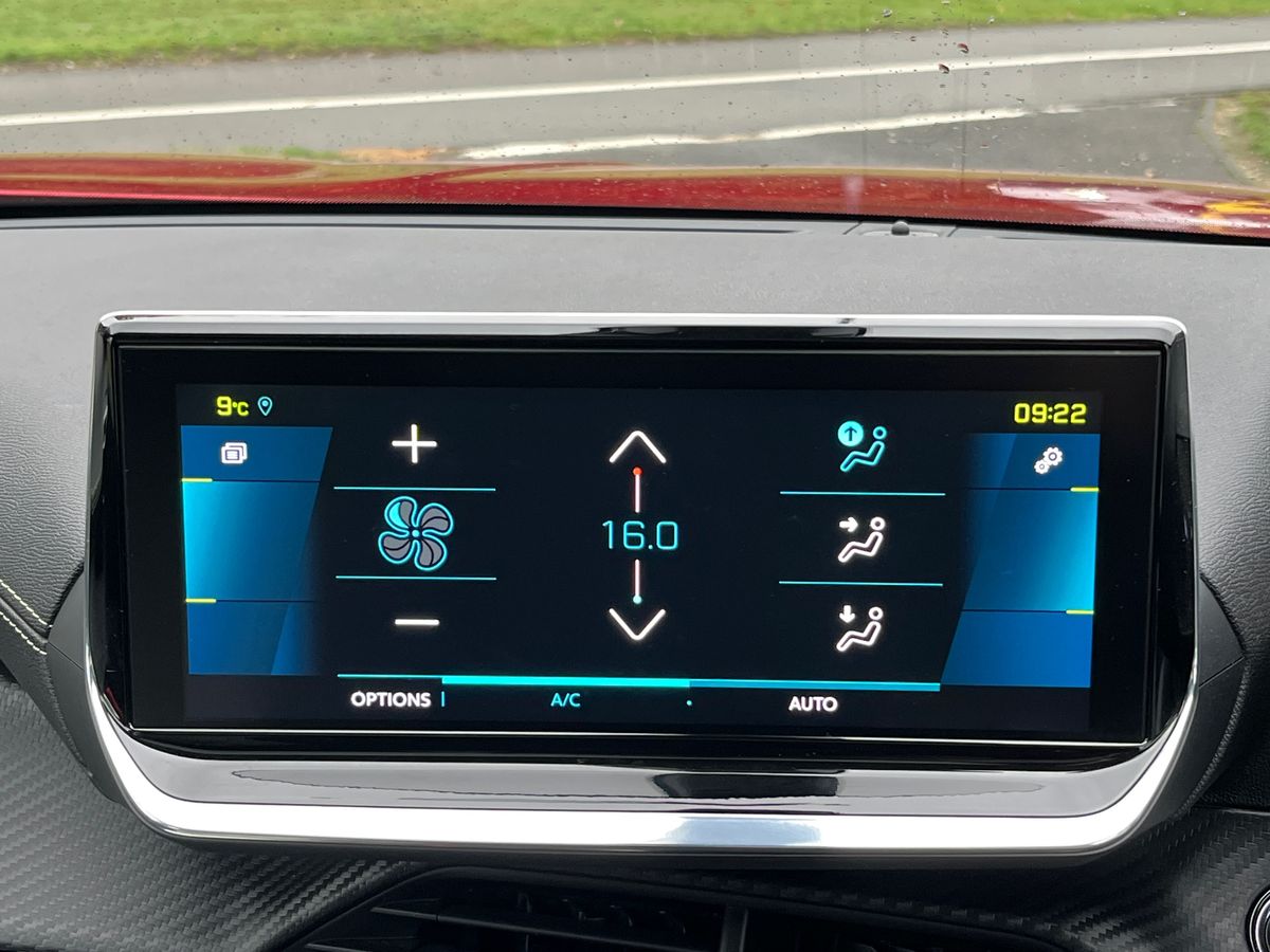 Used Peugeot E-2008 2021 for sale - 76477679: Photo 21