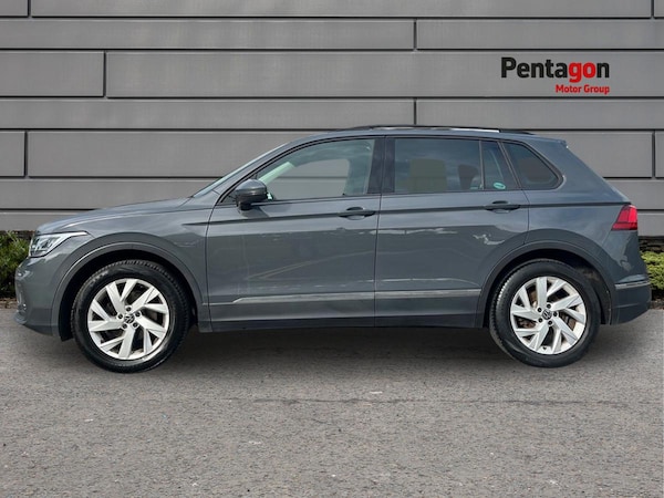 Used Volkswagen Tiguan 2021 for sale - 76268104: Photo 14