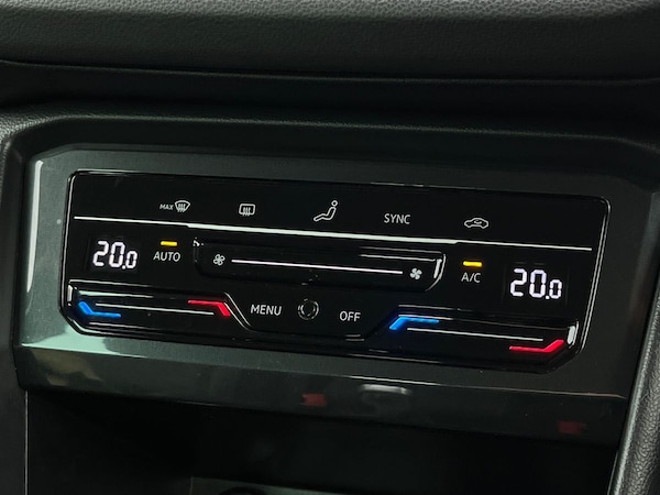 Used Volkswagen Tiguan 2021 for sale - 76268104: Photo 25