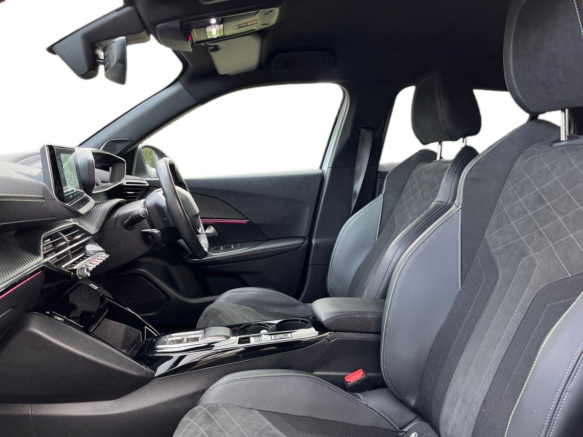 Used Peugeot E-2008 2022 for sale - 76344667: Photo 9