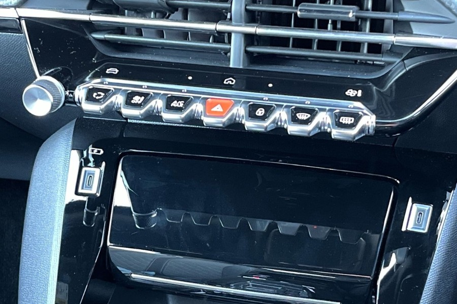 Used Peugeot 2008 2024 for sale - 76564644: Photo 24