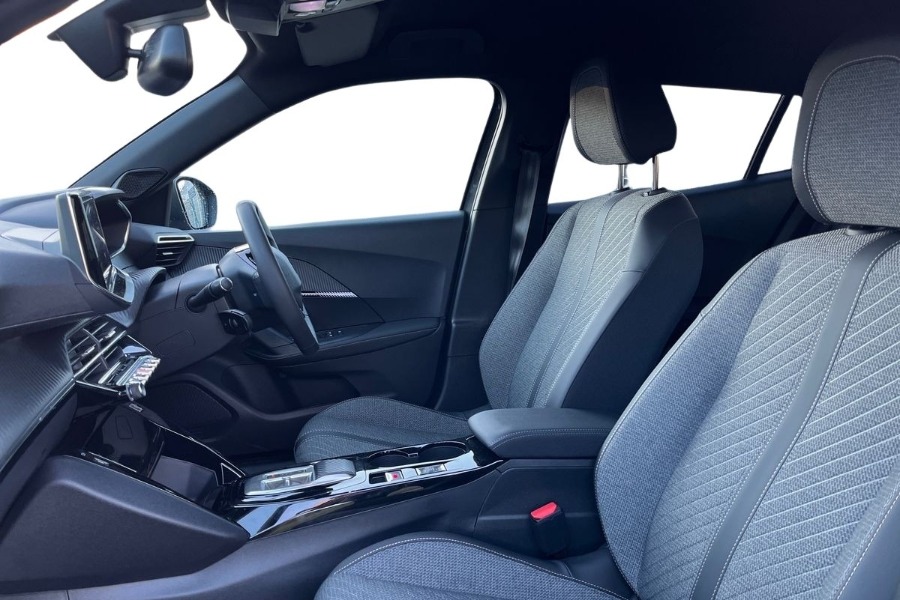 Used Peugeot 2008 2024 for sale - 76564644: Photo 9