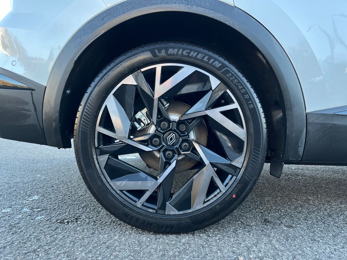 Used Renault Other 2024 for sale - 76588138: Photo 17