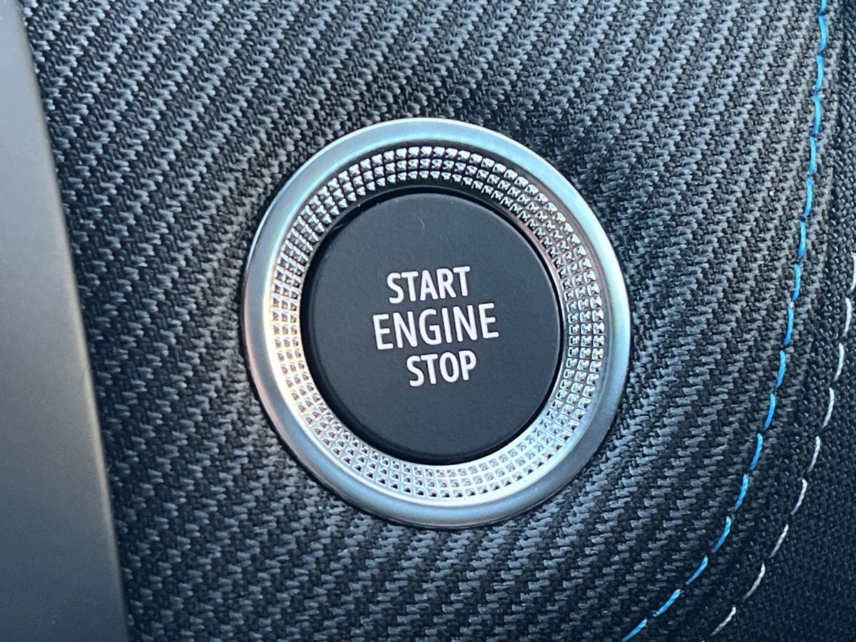 Used Renault Other 2024 for sale - 76588138: Photo 23