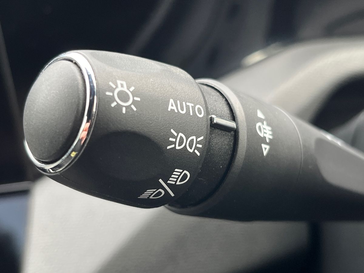 Used Peugeot E-308 2023 for sale - 76329047: Photo 28