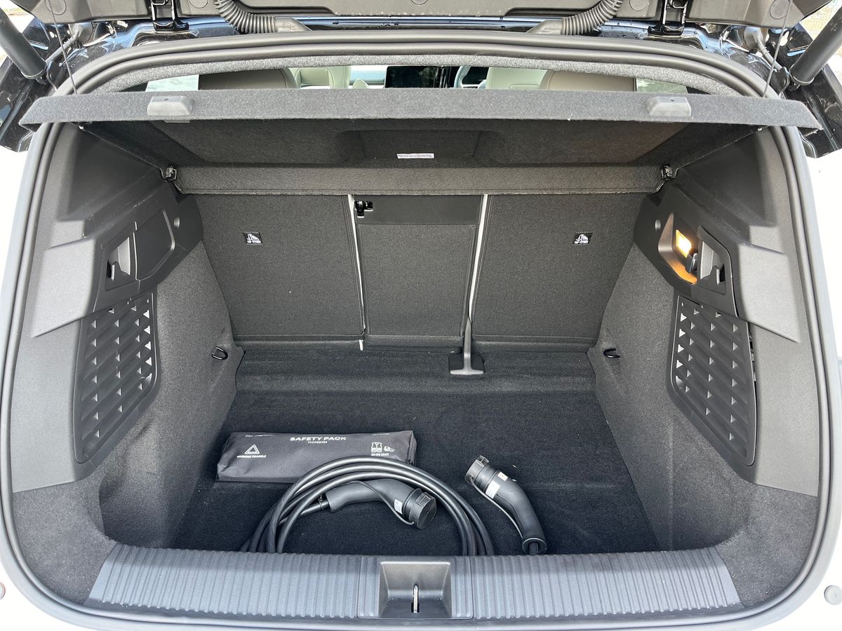 Used Renault Scenic E-Tech 2024 for sale - 76470812: Photo 11