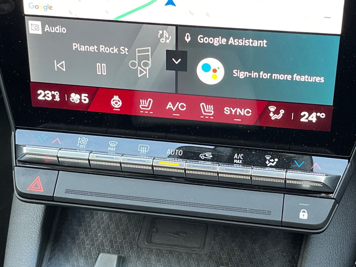 Used Renault Scenic E-Tech 2024 for sale - 76470812: Photo 22