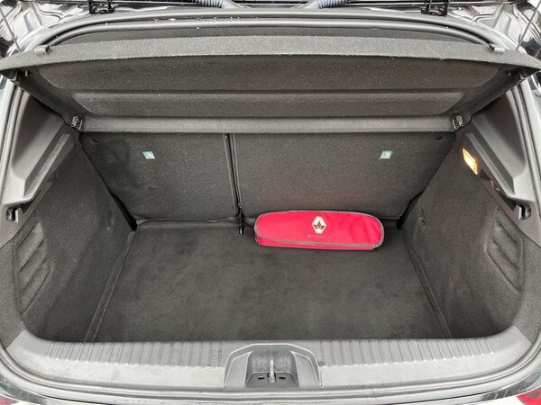 Used Renault Clio 2021 for sale - 76096510: Photo 11