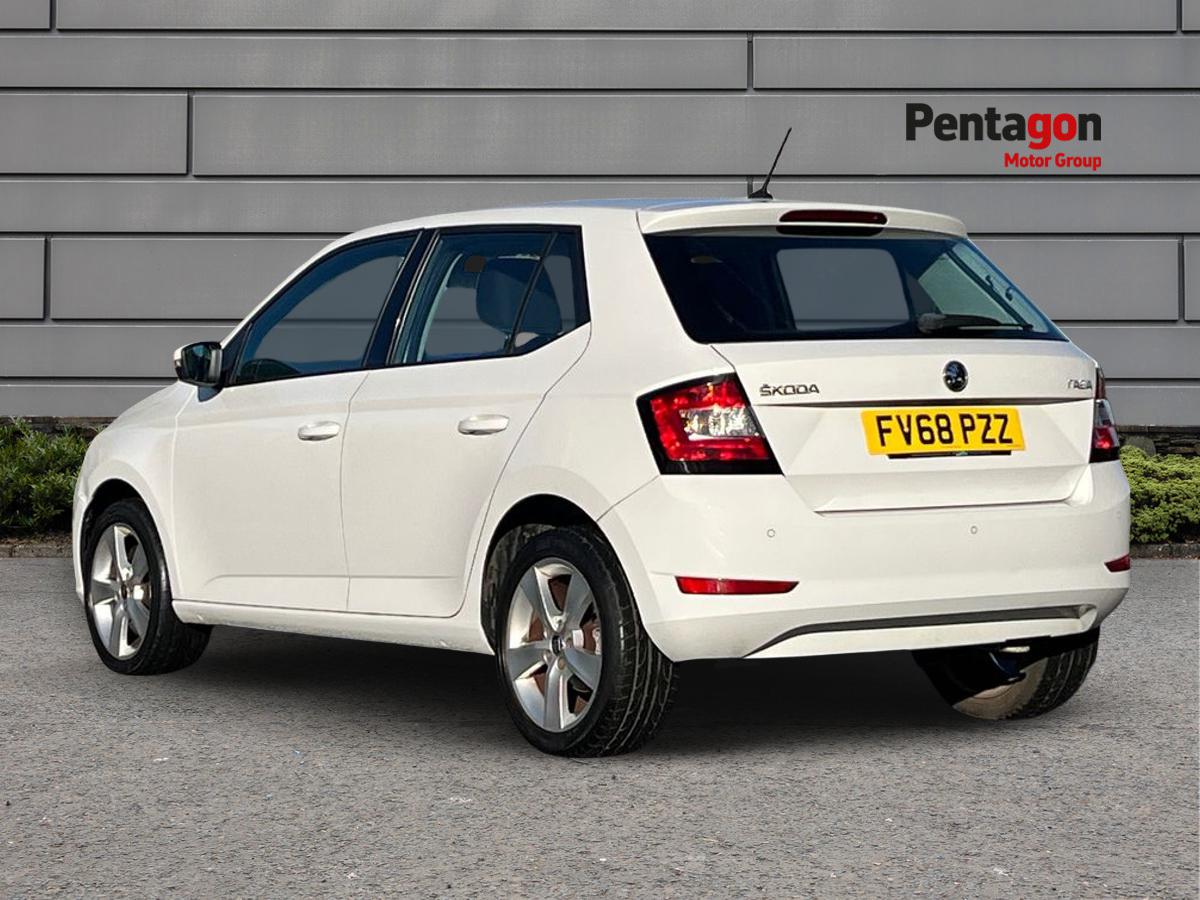 Used Skoda Fabia 2018 for sale - 76627697: Photo 2