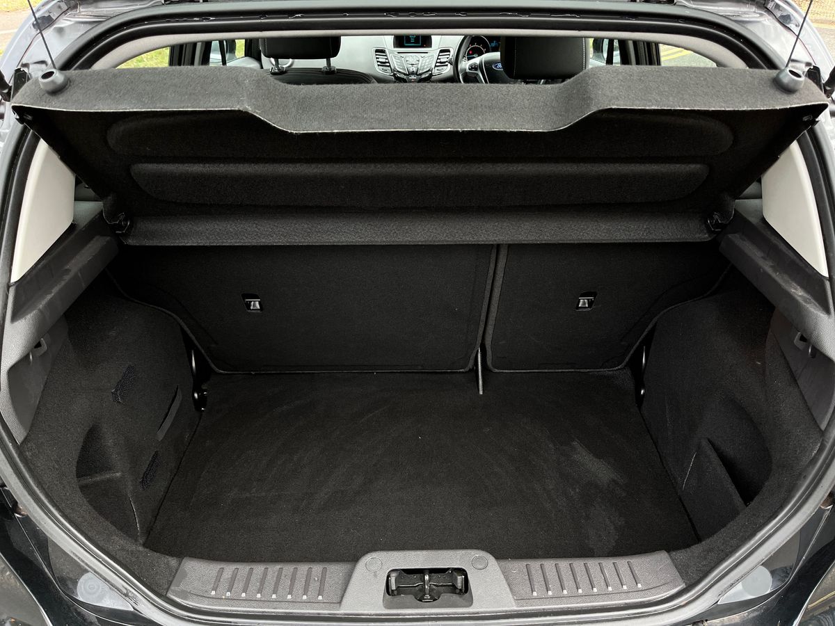 Used Ford Fiesta 2015 for sale - 75879606: Photo 11