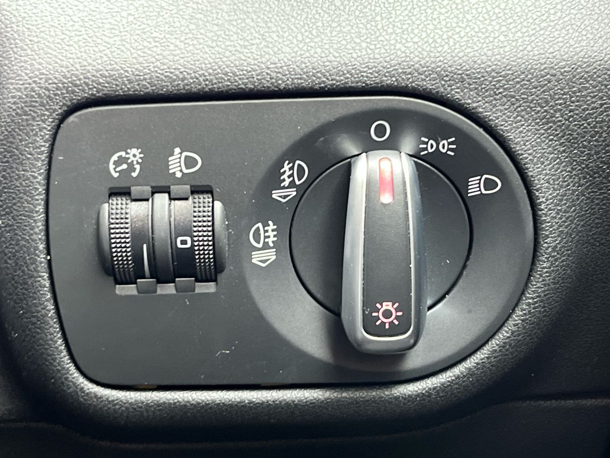 Used Audi A1 2014 for sale - 76155978: Photo 27