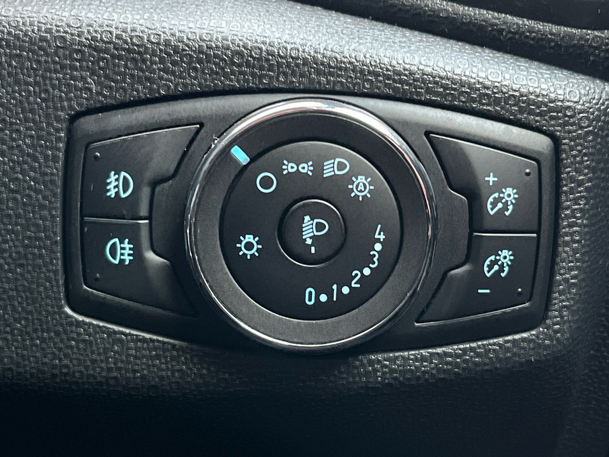 Used Ford Ecosport 2018 for sale - 76436004: Photo 28