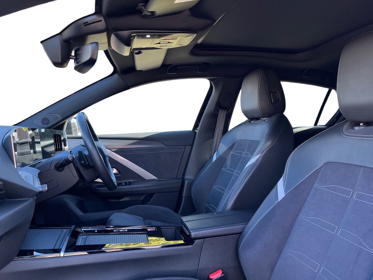 Used Vauxhall Astra 2023 for sale - 76329057: Photo 9