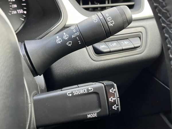 Used Renault Captur 2024 for sale - 76030096: Photo 26
