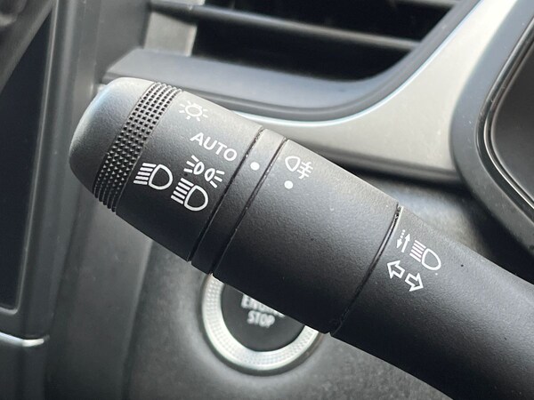 Used Renault Captur 2024 for sale - 76030096: Photo 27