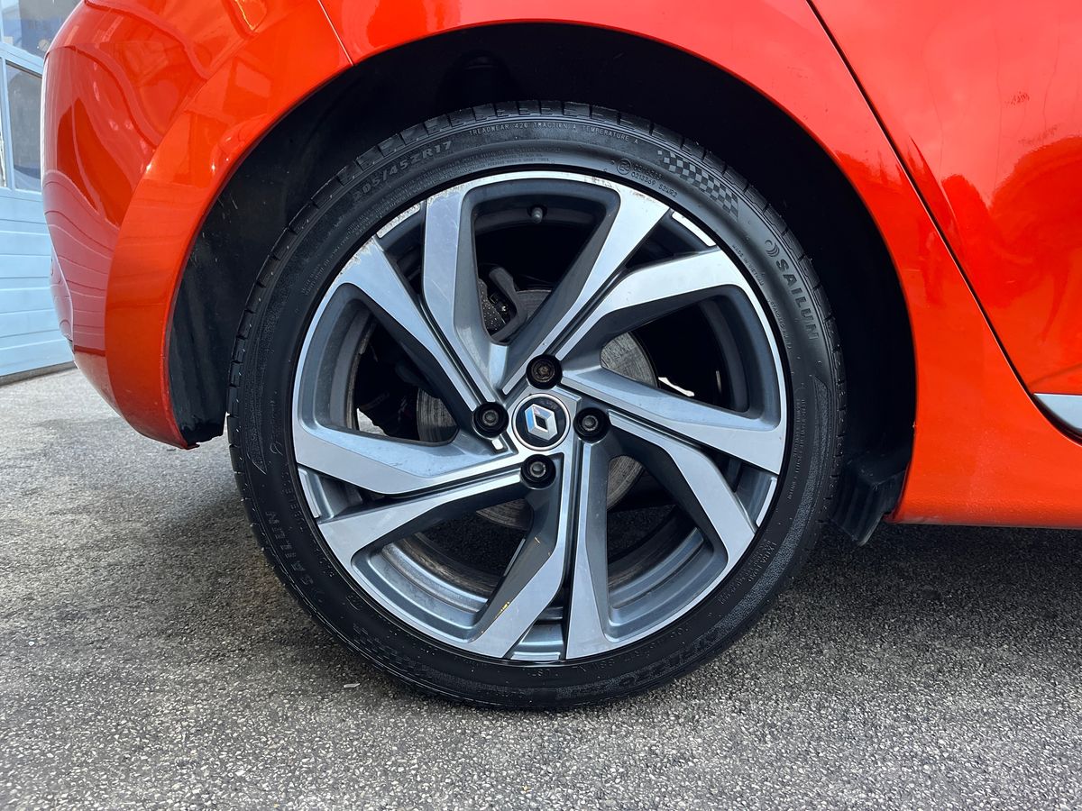 Used Renault Clio 2022 for sale - 76827816: Photo 17