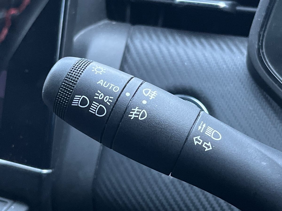 Used Renault Clio 2022 for sale - 76827816: Photo 25