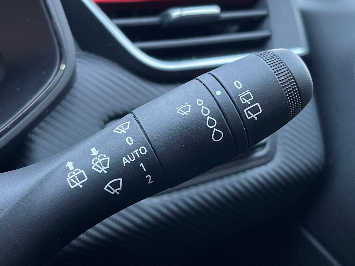 Used Renault Clio 2022 for sale - 76827816: Photo 26